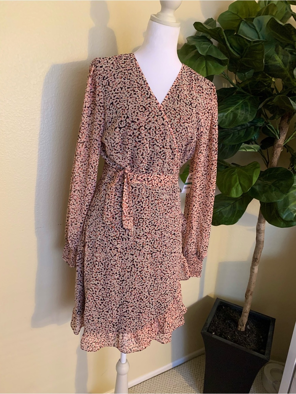 Bar III Pink Floral Tie-Waist Long-Sleeve Dress